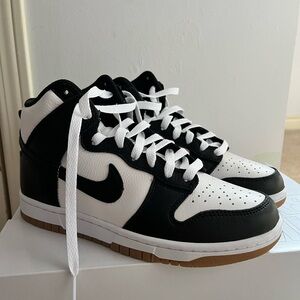 Nike Panda Dunks Hightop